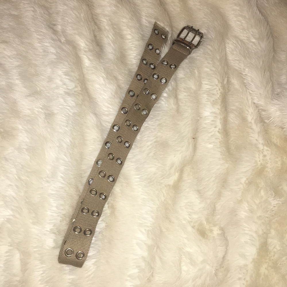 Tan belt